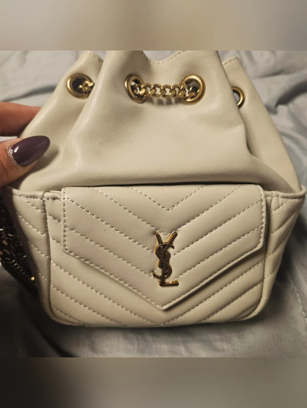 Saint Laurent Cream Quilted Mini Drawstring Bag with Gold Chain Strap - Picture 2 of 6